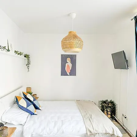 Διαμέρισμα Zen - Edge Of Old Town With Free Private Parking
